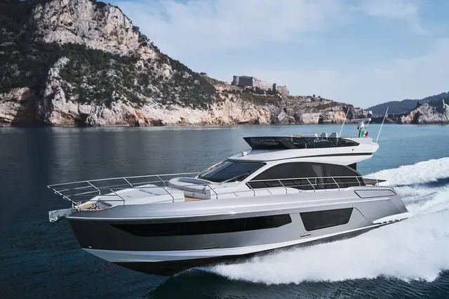 Azimut 53 — Alquiler De Yates Barcelona, Barcelona