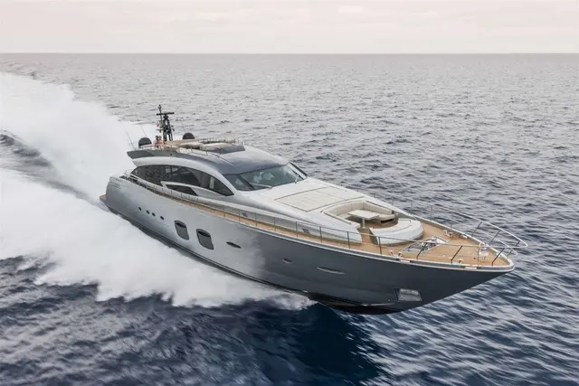 Pershing 108 — Alquiler De Yates Barcelona, Barcelona