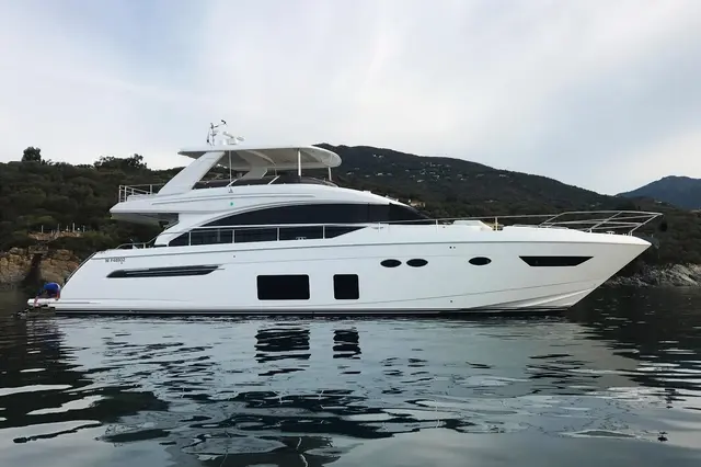 Princess 68 Fly — Alquiler De Yates Barcelona, Barcelona