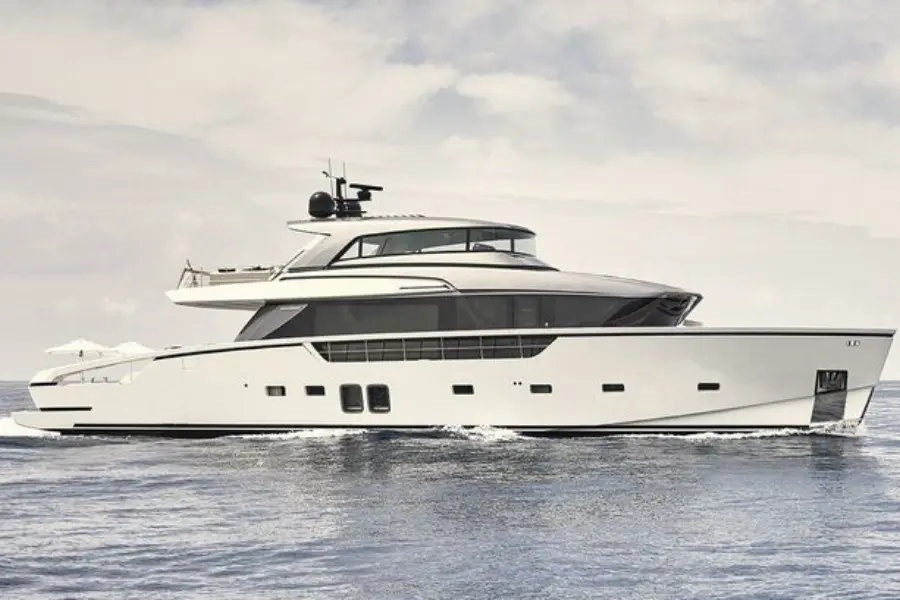 Sanlorenzo 112 — Alquiler De Yates Barcelona, Barcelona. Un día completo de Barcelona a Sitges
