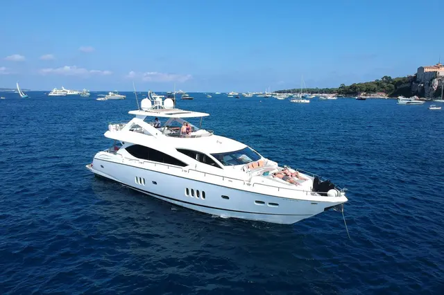 Sunseeker 88 — Alquiler De Yates Barcelona, Barcelona