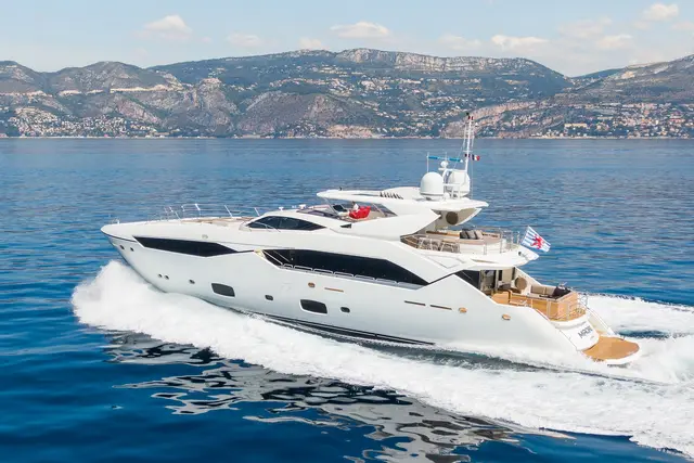 Sunseeker 115 — Alquiler De Yates Barcelona, Barcelona