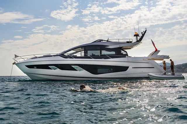 Sunseeker 65 Sport — Alquiler De Yates Barcelona, Barcelona
