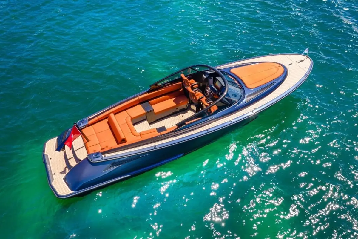 Wajer 38, exterior — Alquiler De Yates Barcelona, Barcelona. Días cortos y ágiles frente a la costa de Barcelona