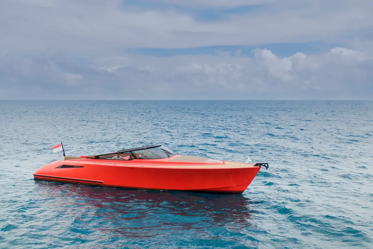 Wajer 55, exterior — Alquiler De Yates Barcelona, Barcelona. Salidas rápidas por la bahía para doce invitados